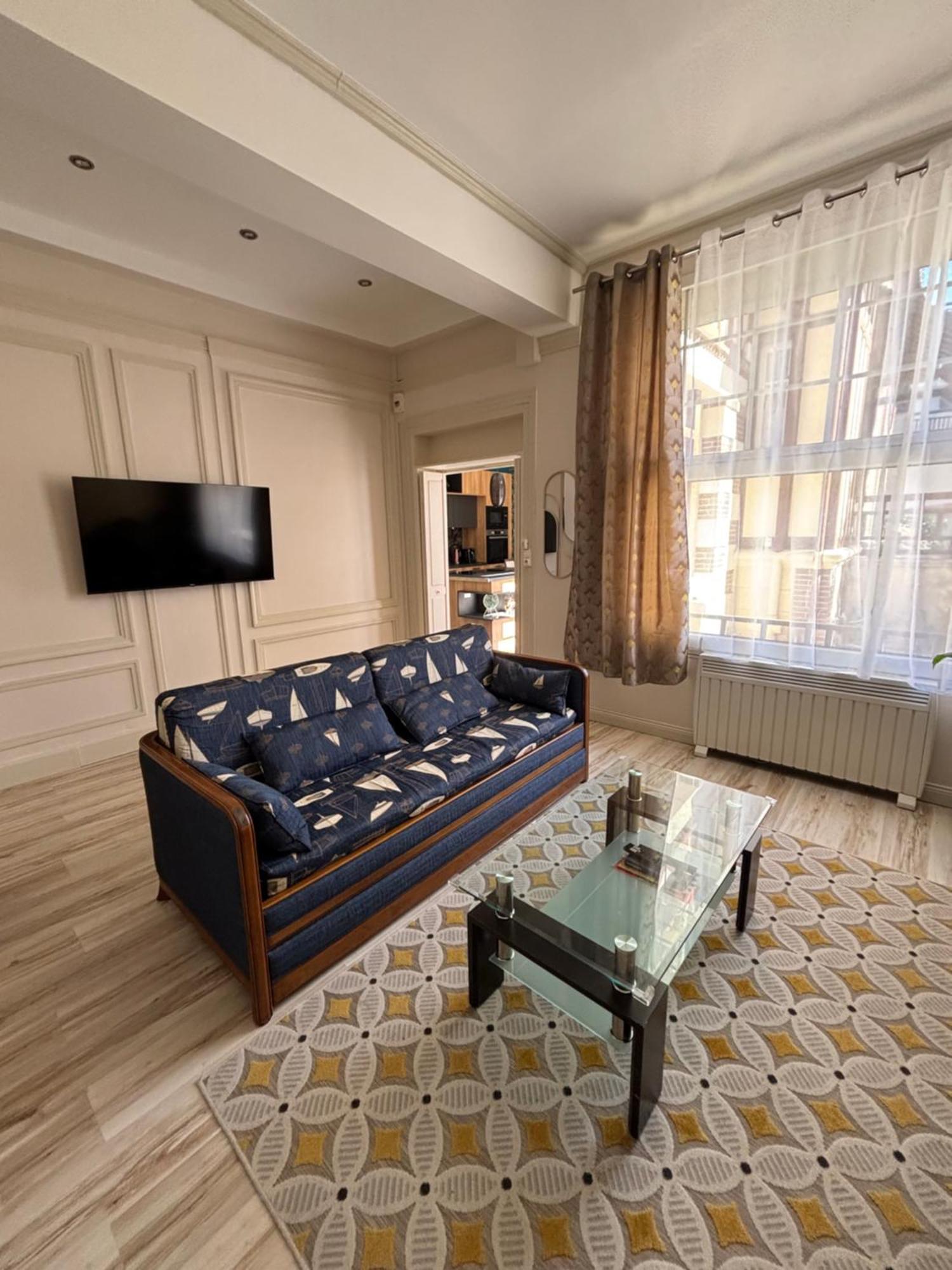 Appartement Elegant Au Coeur De Cabourg Exterior foto